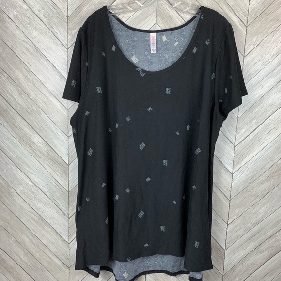 LuLaRoe Tops - LuLaRoe classic t. Black with gray squares